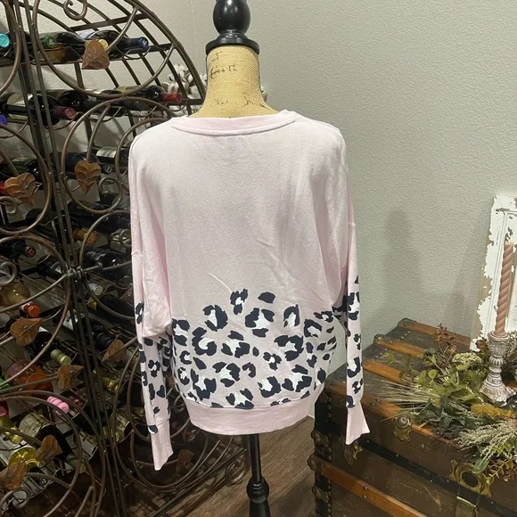 Crown& Ivy Pink Leopard Print Sweatshirt - Picture 4 of 6